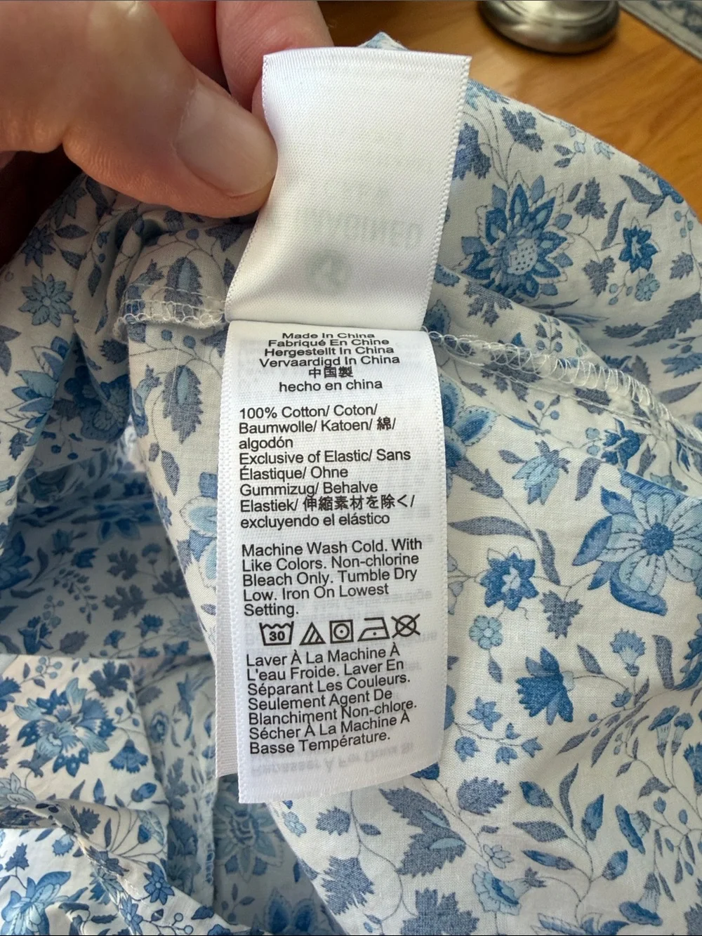 J. Crew Liberty® Ruffleneck Keyhole Top in Grace Emily Bell size XS BN379